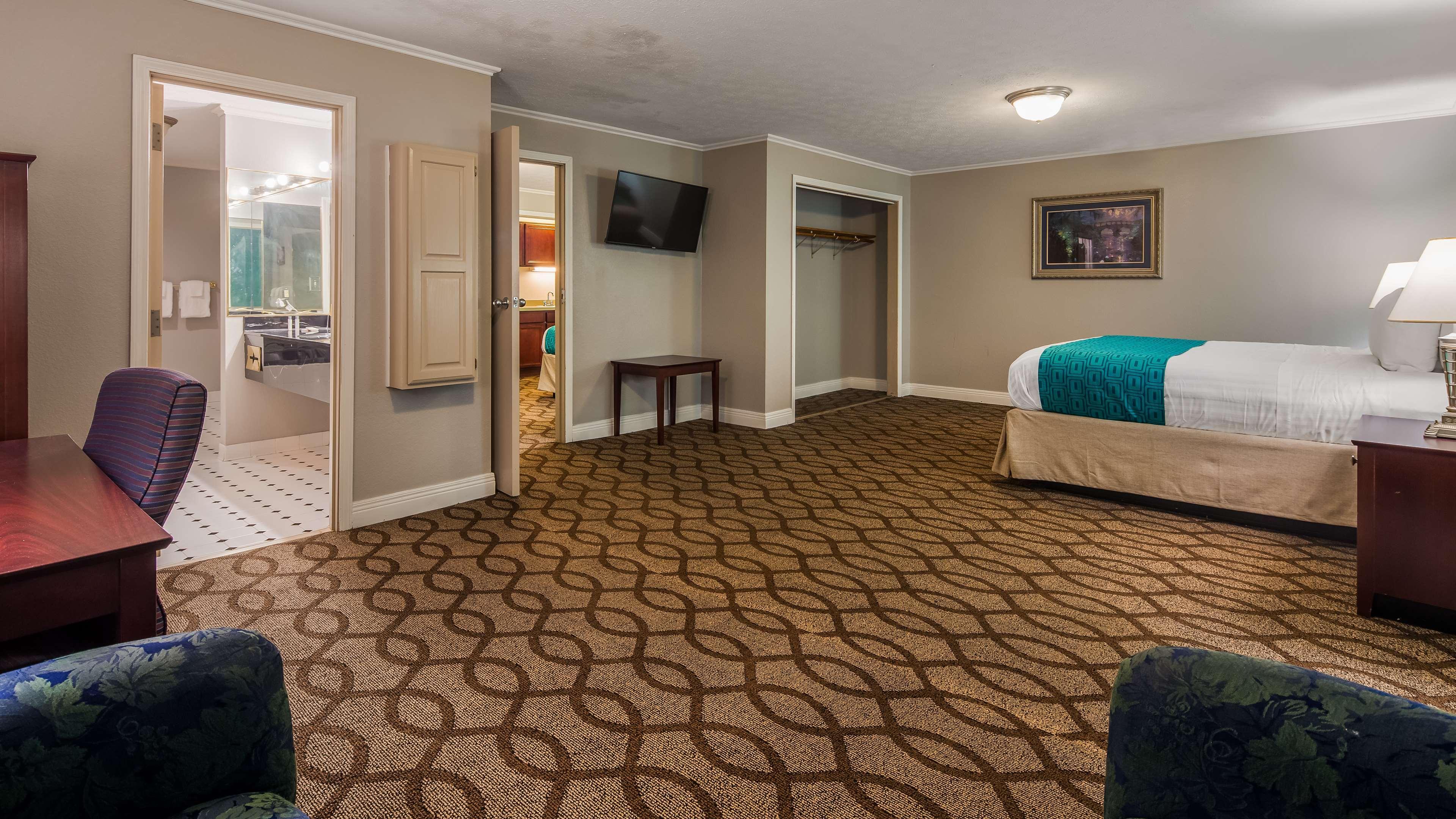 Red Roof Inn & Suites Lexington - Hamburg Esterno foto