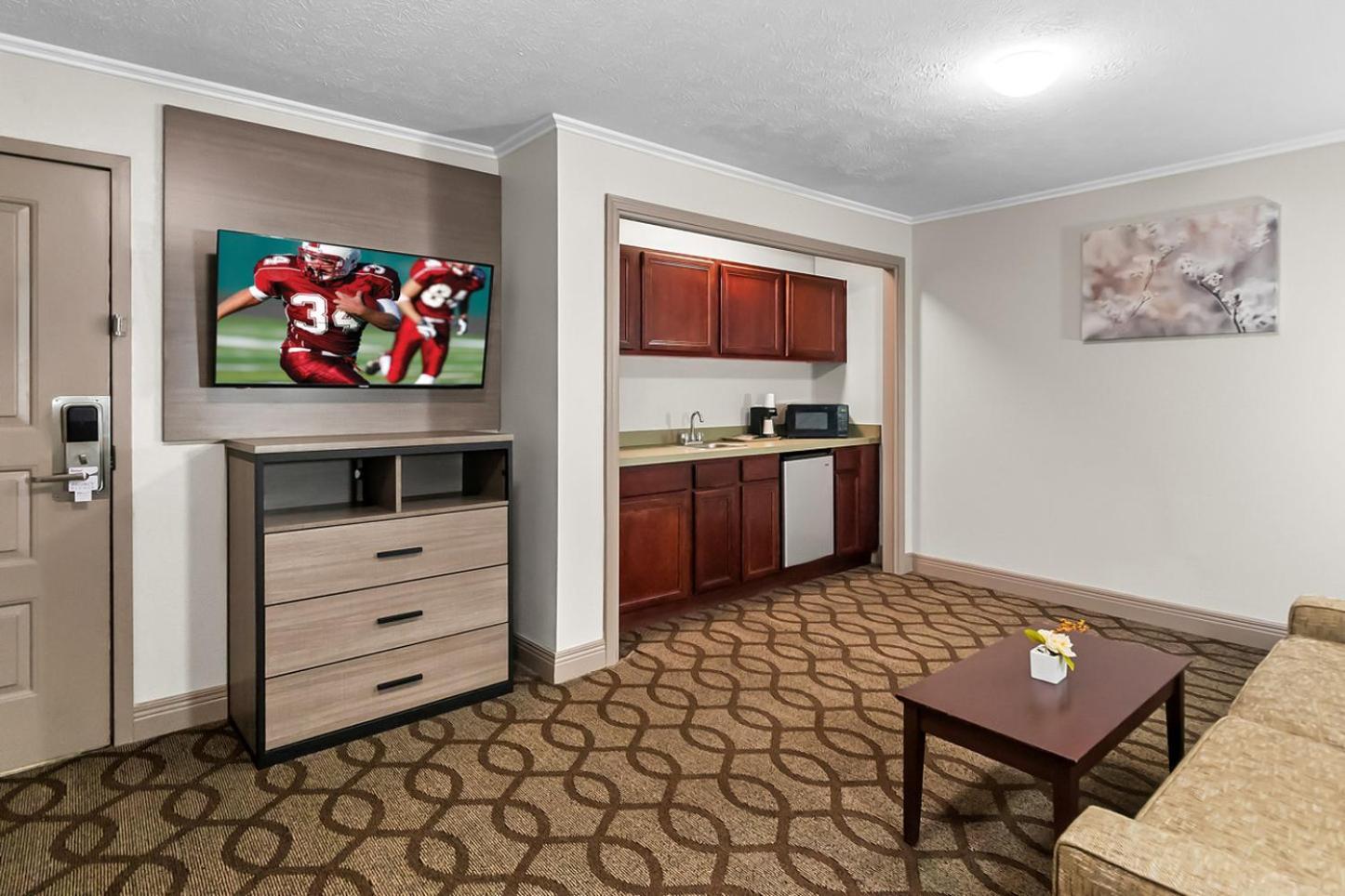 Red Roof Inn & Suites Lexington - Hamburg Esterno foto