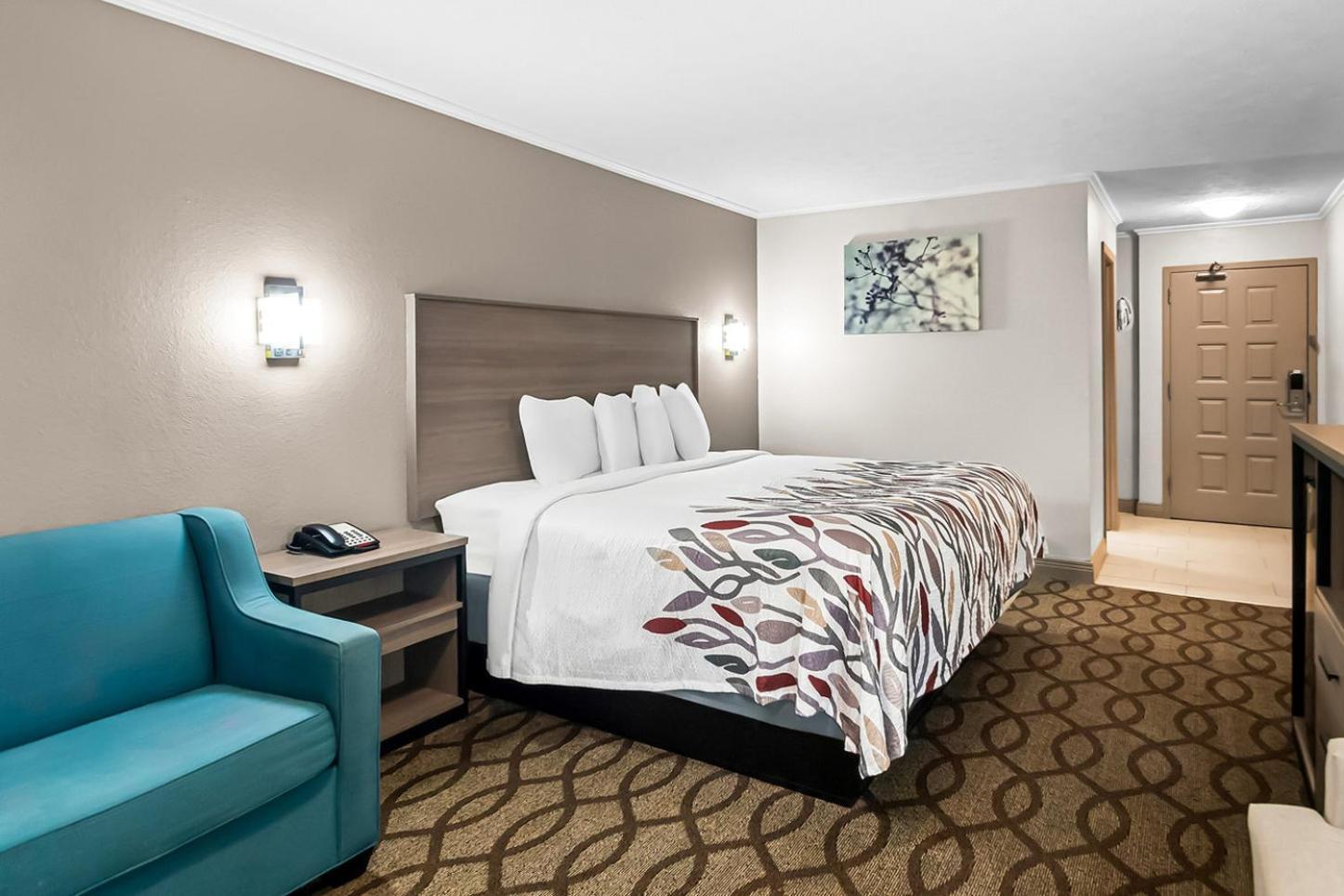 Red Roof Inn & Suites Lexington - Hamburg Esterno foto
