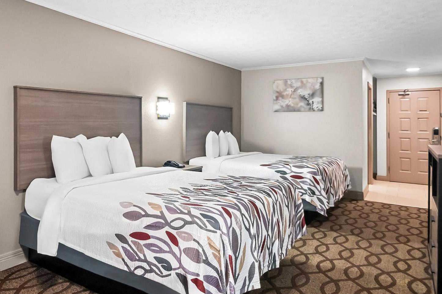 Red Roof Inn & Suites Lexington - Hamburg Esterno foto